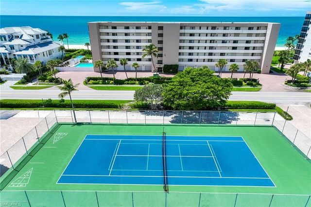 10475 Gulf Shore DR 114, Naples, FL 34108
