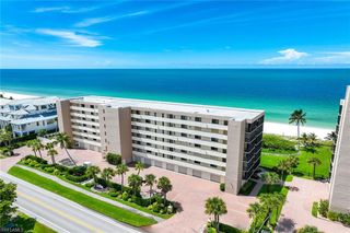 10475 Gulf Shore DR 114, Naples, FL 34108