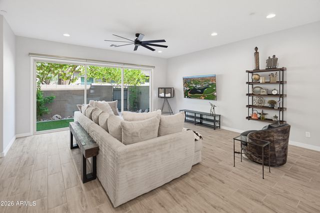 7492 E VIA DE LUNA Drive, Scottsdale, AZ 85255