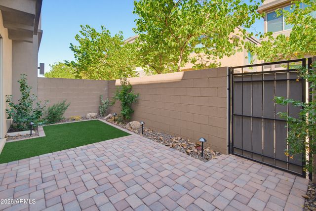 7492 E VIA DE LUNA Drive, Scottsdale, AZ 85255