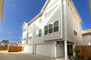 603 Link Road G, Houston, TX 77008