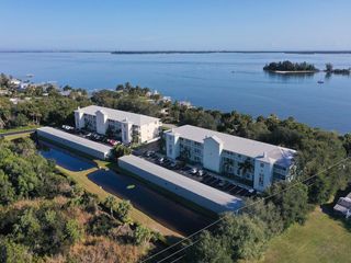 13570 Westport Drive 105, Sebastian, FL 32958