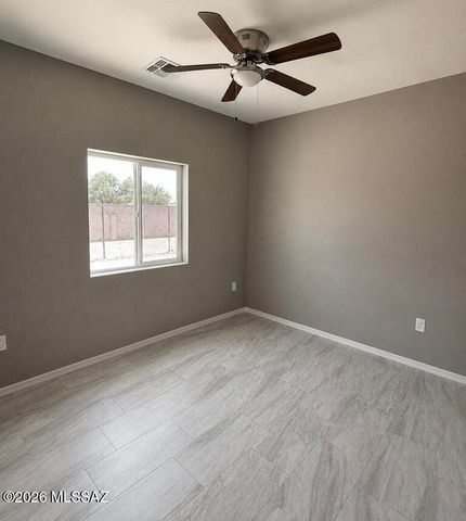 3468 S 9th Avenue, Tucson, AZ 85713