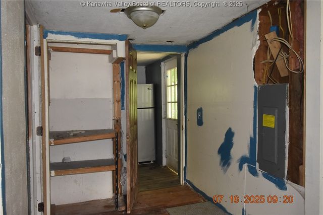 168 Harmon Road, Charleston, WV 25314