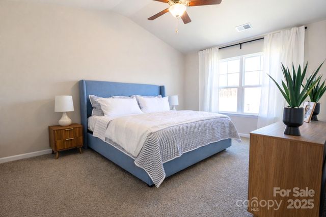 5953 Wallace Avenue, Charlotte, NC 28212