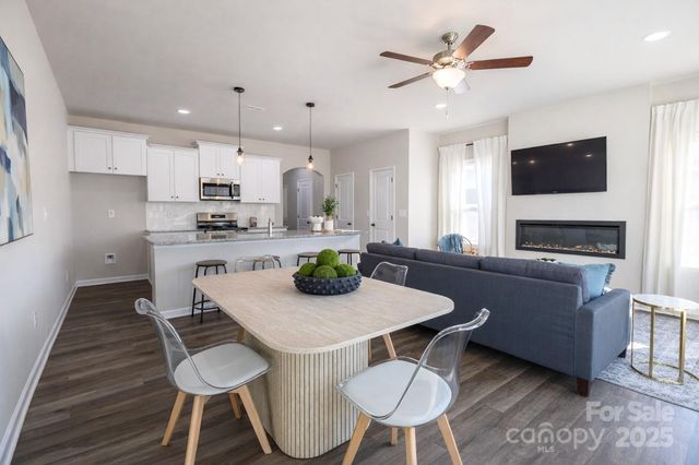 5953 Wallace Avenue, Charlotte, NC 28212