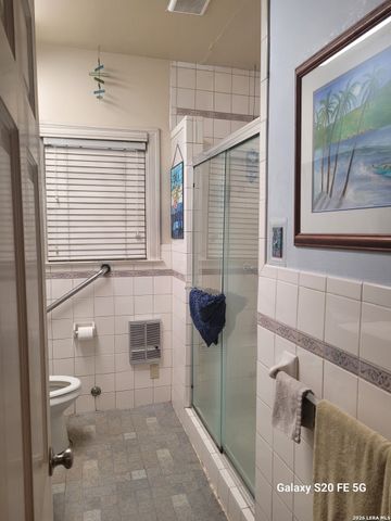 250 W Mandalay, San Antonio, TX 78212