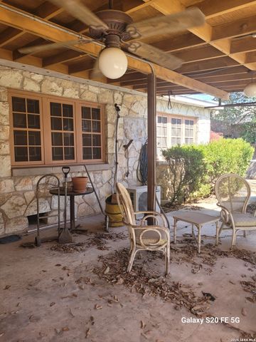 250 W Mandalay, San Antonio, TX 78212