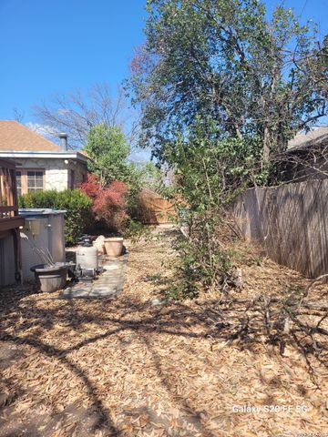 250 W Mandalay, San Antonio, TX 78212