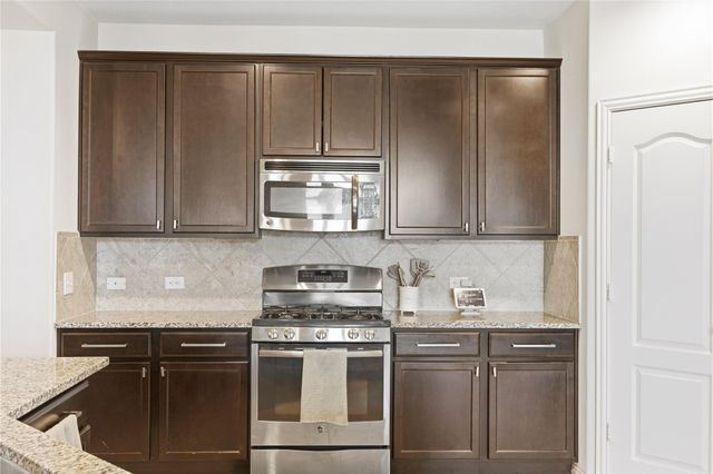 486 Pond View PASS, Buda, TX 78610
