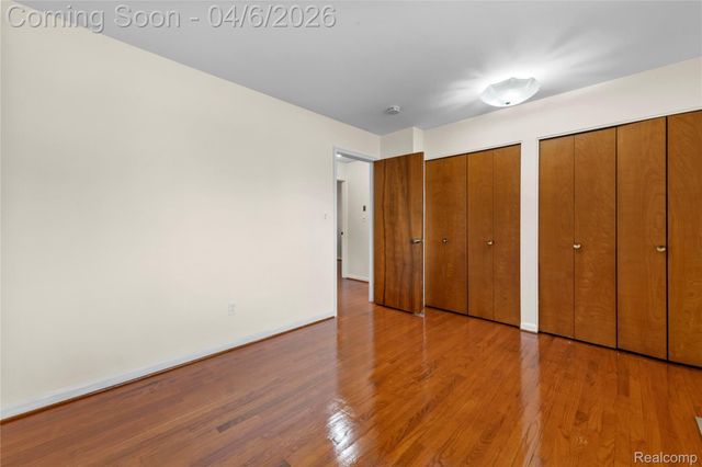 28031 Lorraine Avenue, Warren, MI 48093
