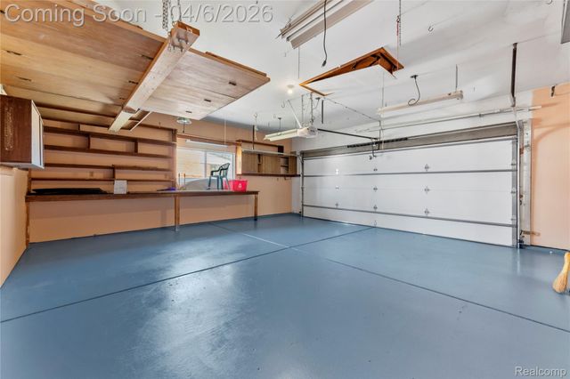 28031 Lorraine Avenue, Warren, MI 48093