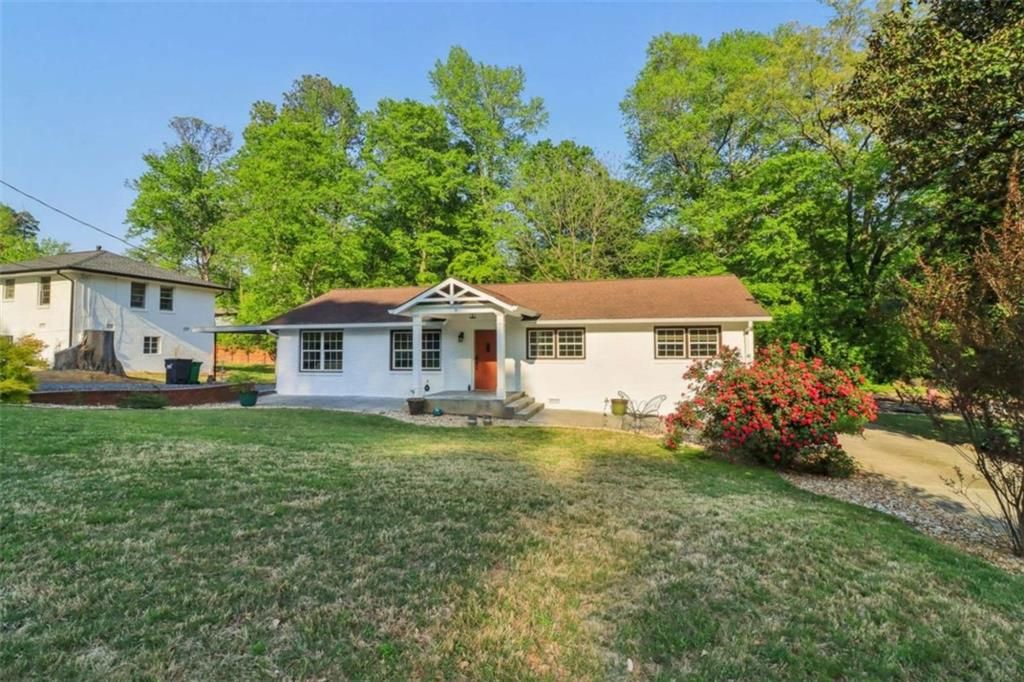 2071 Meadowbrook Lane, Marietta, GA 30067
