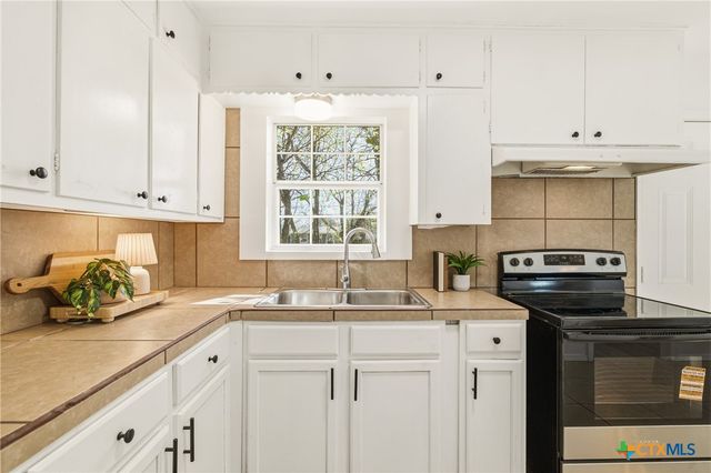 935 Fannin Loop, Temple, TX 76501