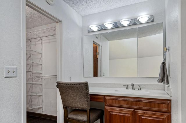 6805 Bluffwood Court, San Jose, CA 95120