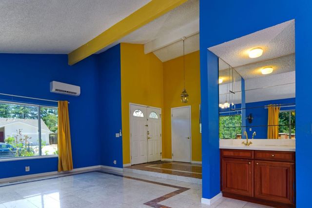 6805 Bluffwood Court, San Jose, CA 95120