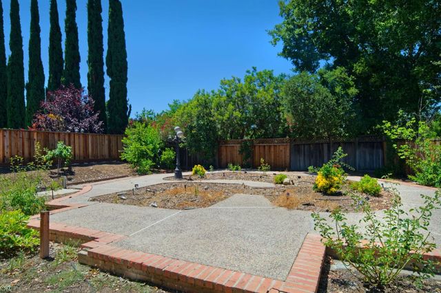 6805 Bluffwood Court, San Jose, CA 95120