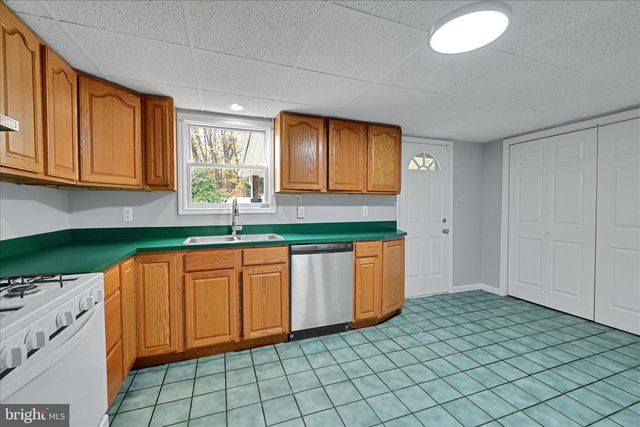 901 FAIRVIEW ST, Pottsville, PA 17901