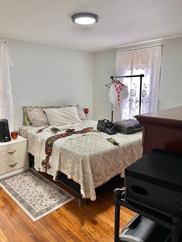 470 Pleasant St, Canton, MA 02021
