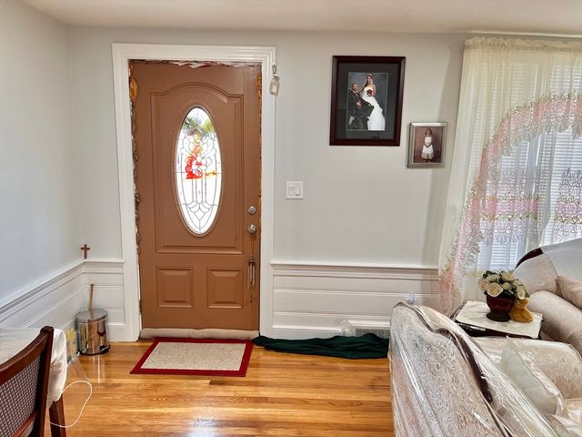 470 Pleasant St, Canton, MA 02021