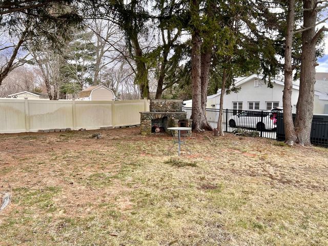 470 Pleasant St, Canton, MA 02021