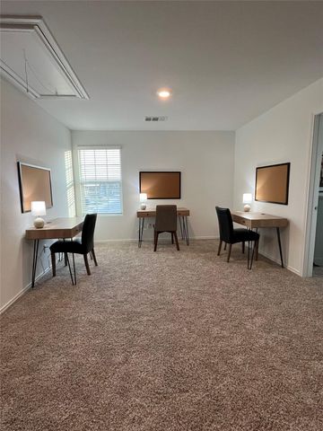 1200 Rio Frio LN, Georgetown, TX 78626