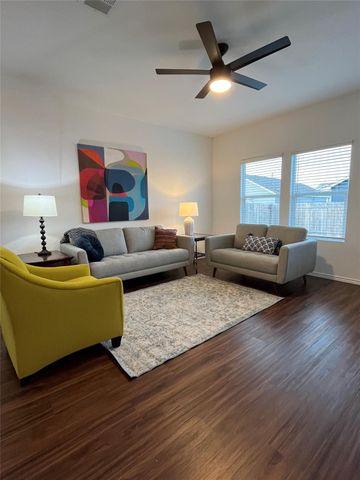 1200 Rio Frio LN, Georgetown, TX 78626