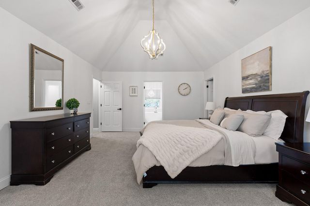 32 Cool Springs Road, Signal Mountain, TN 37377