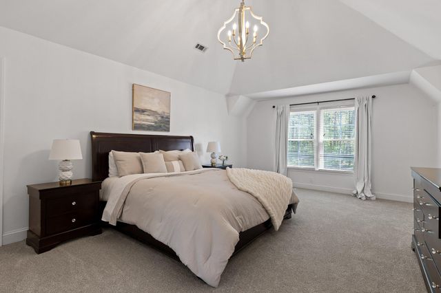 32 Cool Springs Road, Signal Mountain, TN 37377