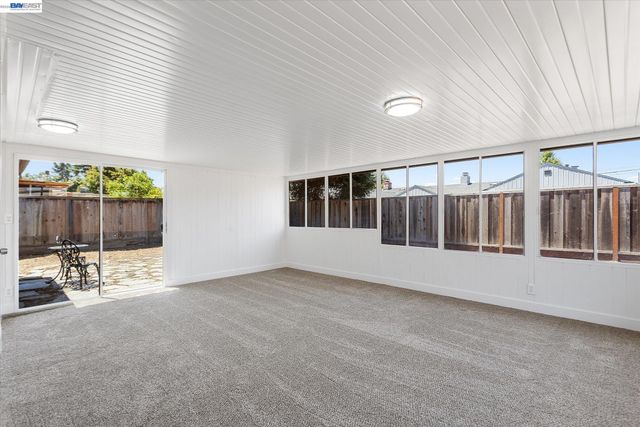 17265 VIA PRIMERO, San Lorenzo, CA 94580