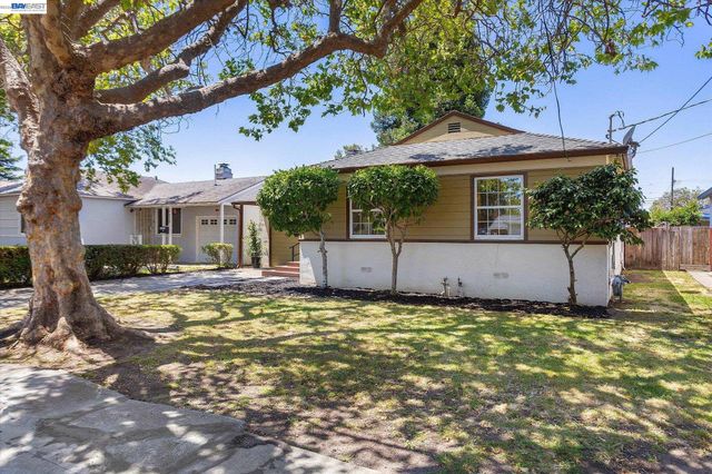 17265 VIA PRIMERO, San Lorenzo, CA 94580
