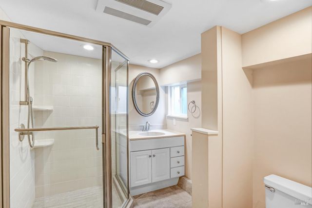 18070 Myrtle Ave, Sonoma, CA 95476