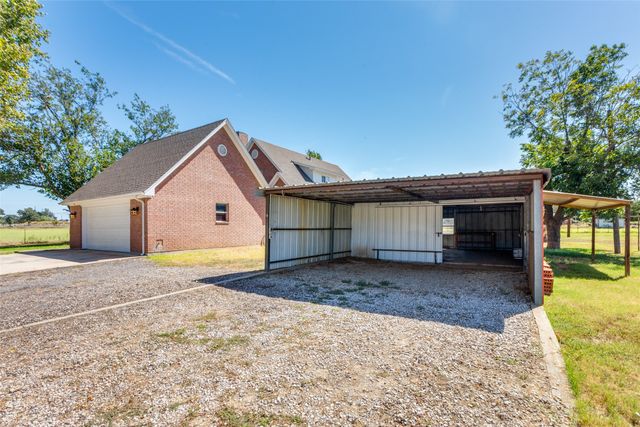 9879 W Highway 199, Poolville, TX 76487