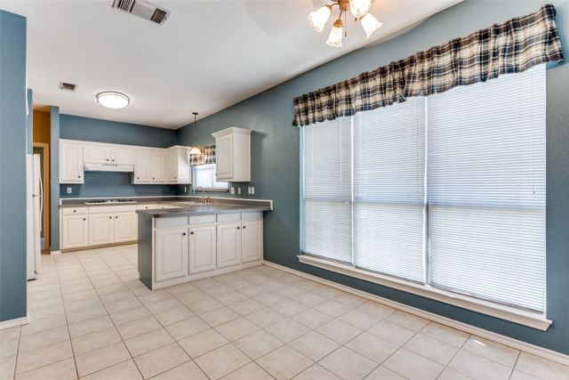 9879 W Highway 199, Poolville, TX 76487