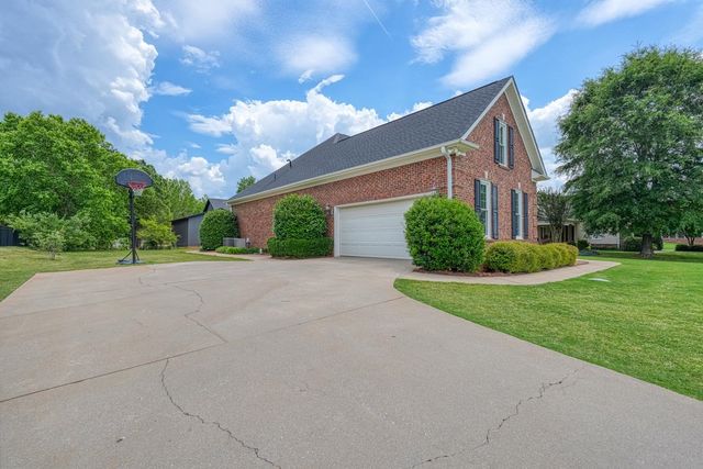 312 Treneholm Way, Woodruff, SC 29388