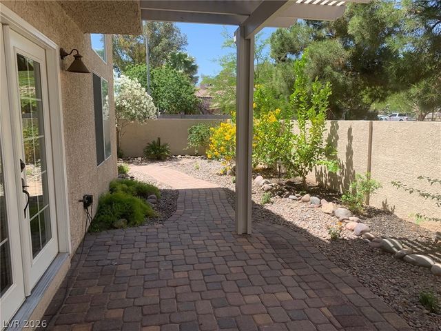 3 Rue Des Champs, Henderson, NV 89074