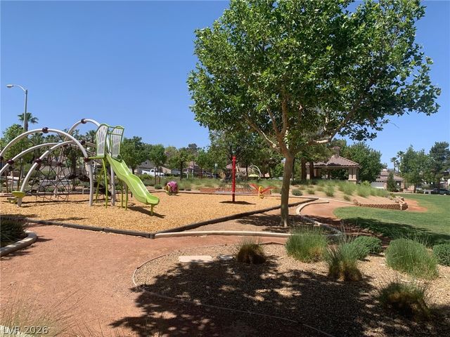 3 Rue Des Champs, Henderson, NV 89074