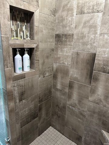 2125 Foxfire Lane, Kokomo, IN 46902