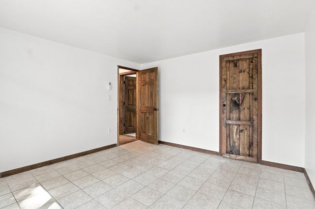 65 Paris Avenue, Worcester, MA 01603