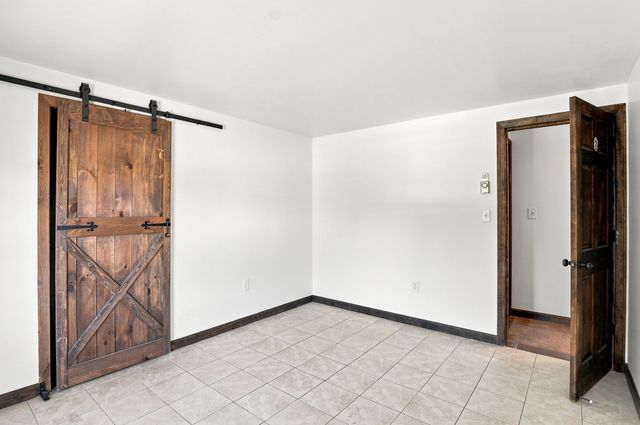 65 Paris Avenue, Worcester, MA 01603