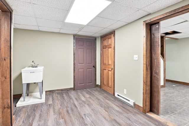 65 Paris Avenue, Worcester, MA 01603