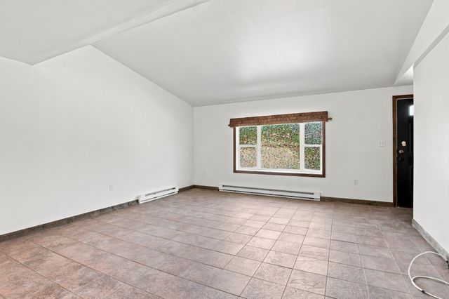 65 Paris Avenue, Worcester, MA 01603