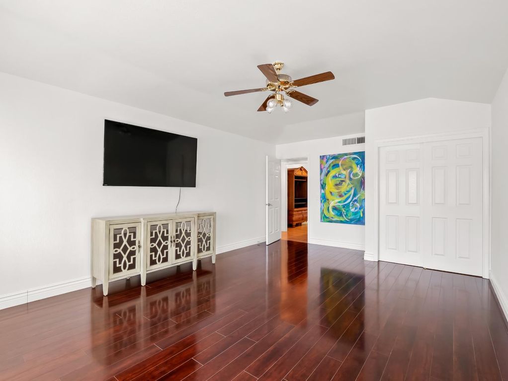 Image 16 of property listing at 2455 Trevor Court, Madera, CA 93637