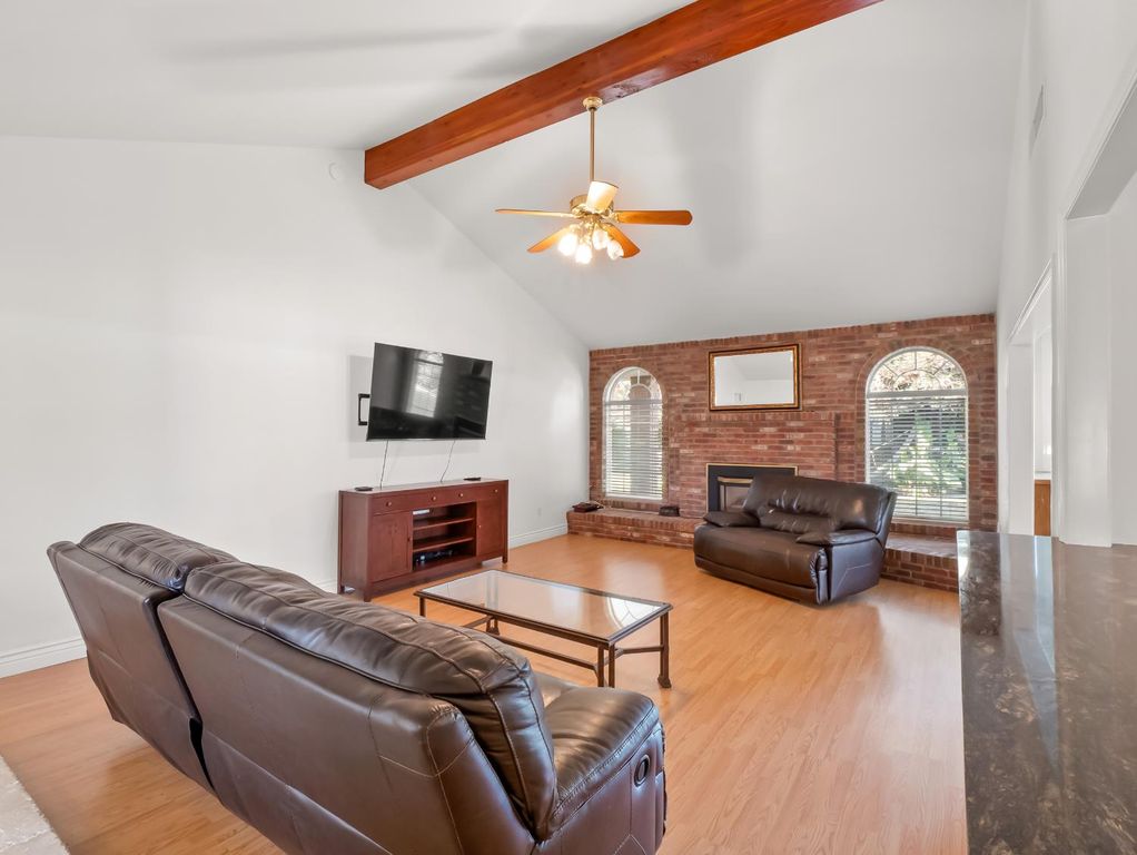 Image 4 of property listing at 2455 Trevor Court, Madera, CA 93637