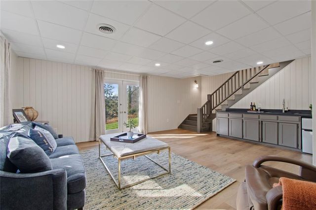 3526 Edgewood Circle, Gainesville, GA 30506