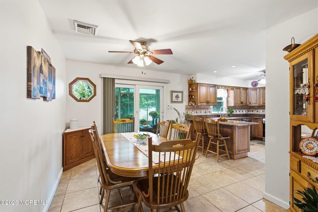 1432 Mizzen Avenue, Beachwood, NJ 08722