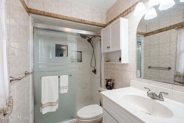 1432 Mizzen Avenue, Beachwood, NJ 08722