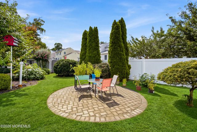 1432 Mizzen Avenue, Beachwood, NJ 08722