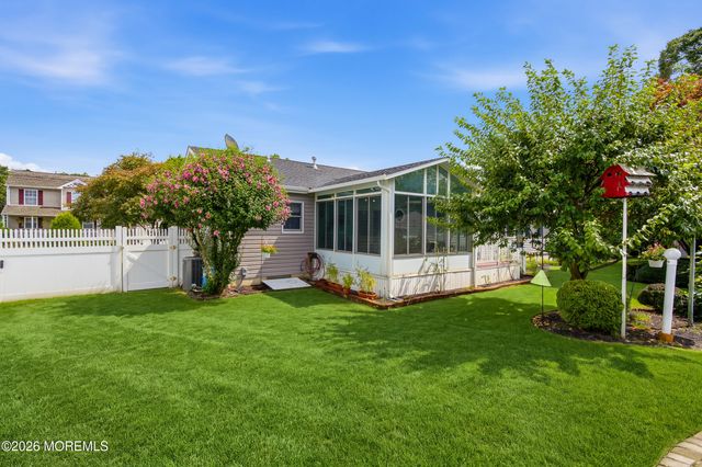 1432 Mizzen Avenue, Beachwood, NJ 08722