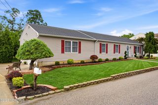 1432 Mizzen Avenue, Beachwood, NJ 08722
